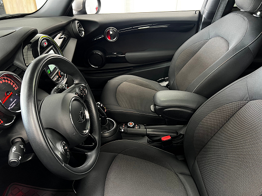 Mini Hatch Piccadilly, 2020 года, пробег 47901 км