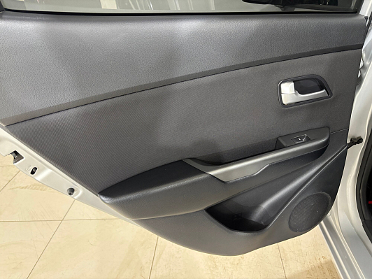 Kia Rio Luxe, 2015 года, пробег 244279 км