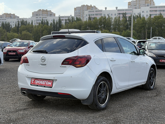 Opel Astra Cosmo, 2011 года, пробег 203510 км