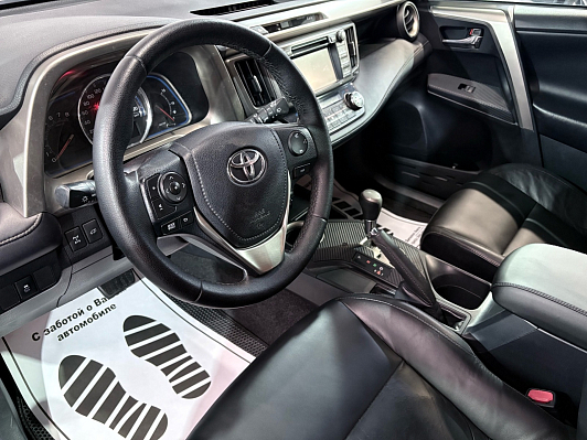 Toyota RAV4, 2012 года, пробег 146024 км