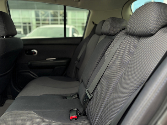 Nissan Tiida, 2008 года, пробег 149000 км