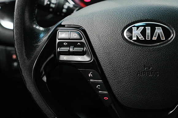 Kia Ceed Luxe, 2014 года, пробег 99000 км