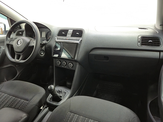 Volkswagen Polo, 2015 года, пробег 118352 км