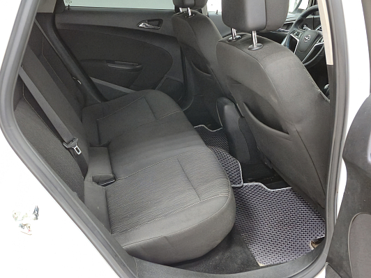 Opel Astra Cosmo, 2013 года, пробег 202876 км