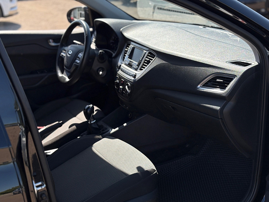 Hyundai Solaris Elegance, 2019 года, пробег 107300 км