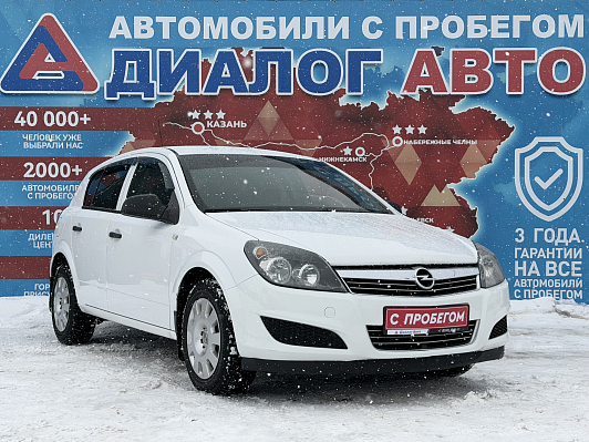 Opel Astra, 2012 года, пробег 234642 км
