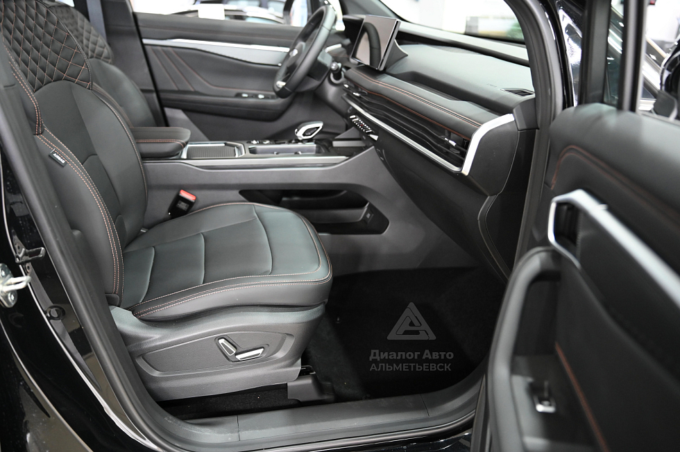 Geely Okavango Flagship, черный