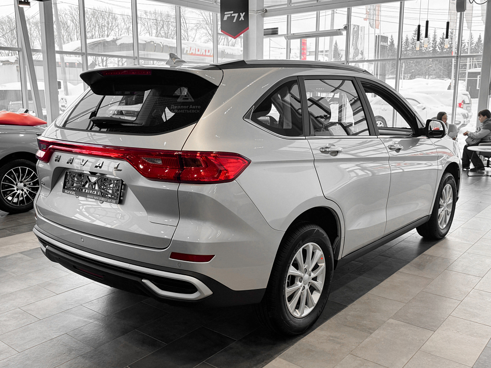 Haval M6 Family, серебряный