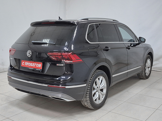 Volkswagen Tiguan Highline, 2018 года, пробег 124500 км