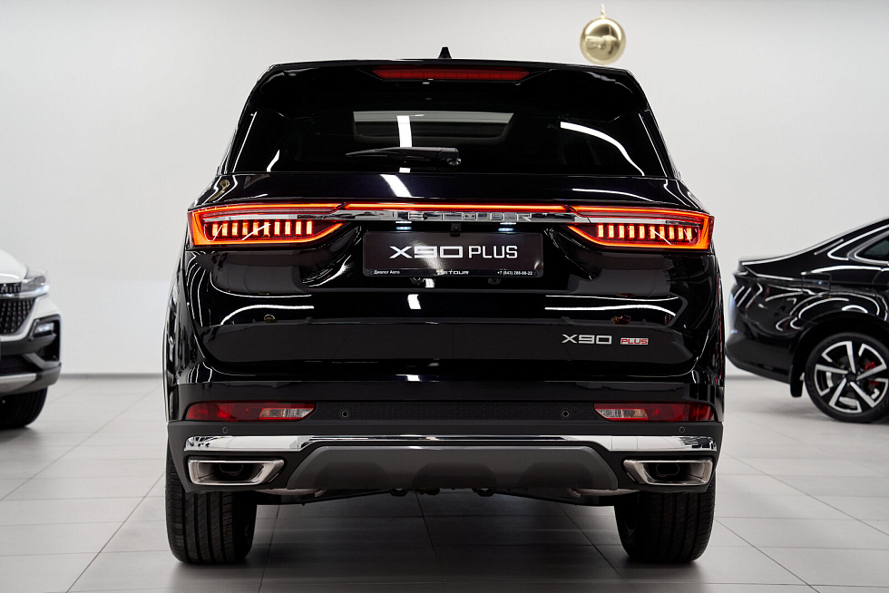 Jetour X90+ Премиум 7 мест, черный