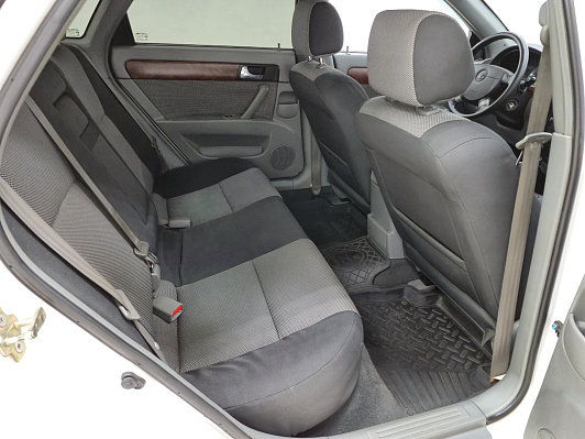 Daewoo Gentra Elegant, 2013 года, пробег 141664 км