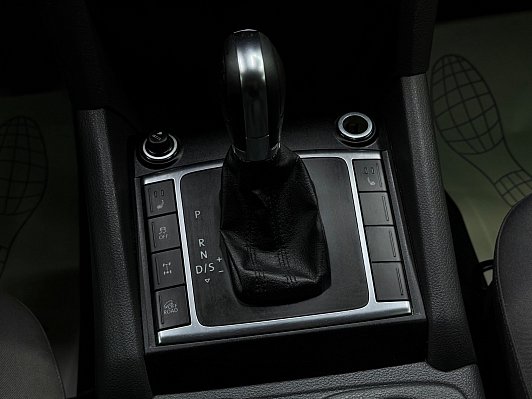 Volkswagen Amarok Basis, 2012 года, пробег 219551 км