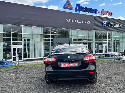 Renault Fluence, 2011 года, пробег 302000 км