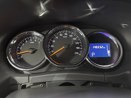 Renault Duster Life, 2016 года, пробег 148227 км