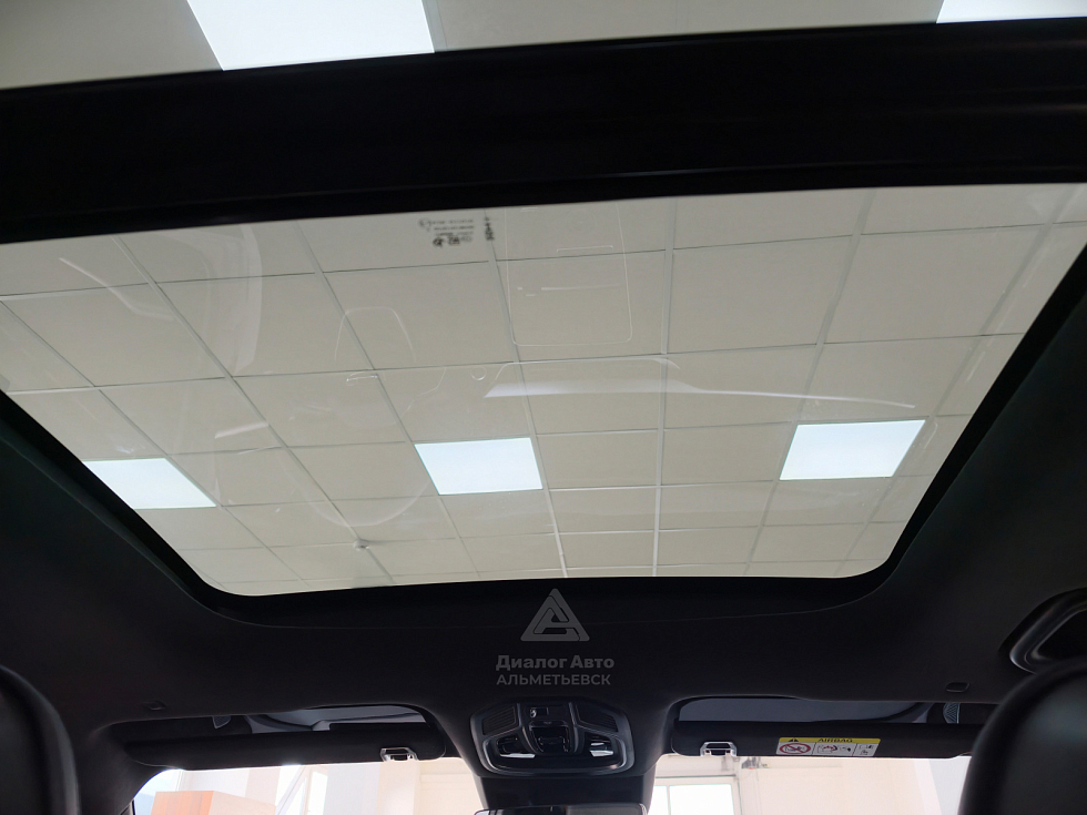 Geely Monjaro Флагман, белый