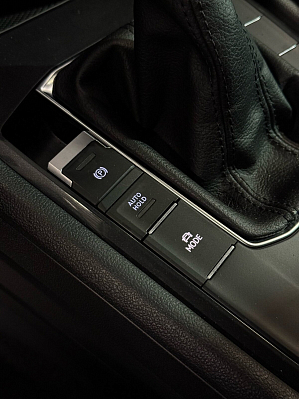 Volkswagen Tiguan Respect, 2021 года, пробег 98600 км