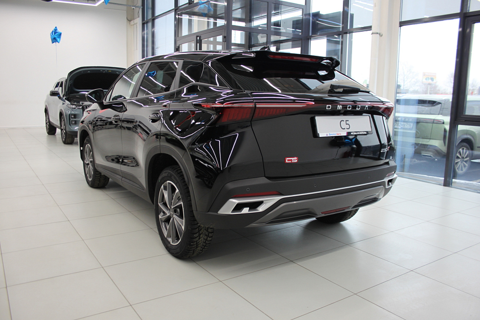 Omoda C5 Актив, черный