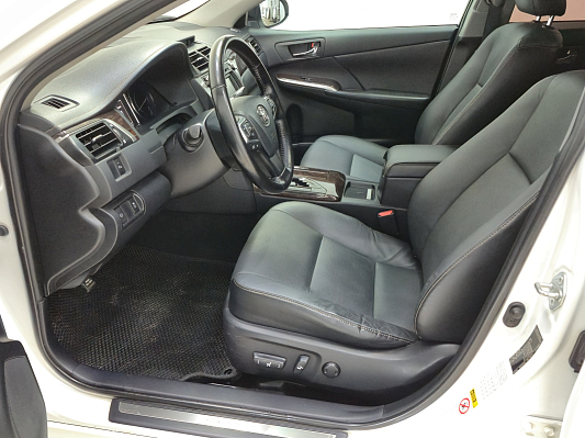 Toyota Camry Exclusive, 2015 года, пробег 199561 км