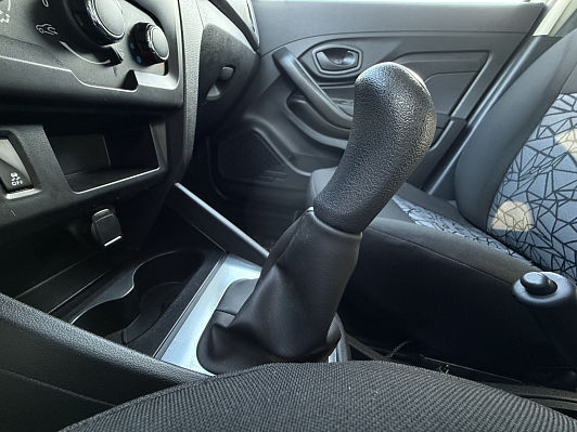 Lada (ВАЗ) XRAY Optima Air conditioner (2018), 2018 года, пробег 135000 км