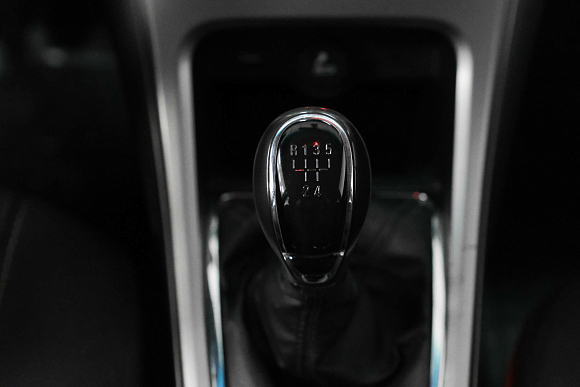 Opel Astra, 2012 года, пробег 134387 км