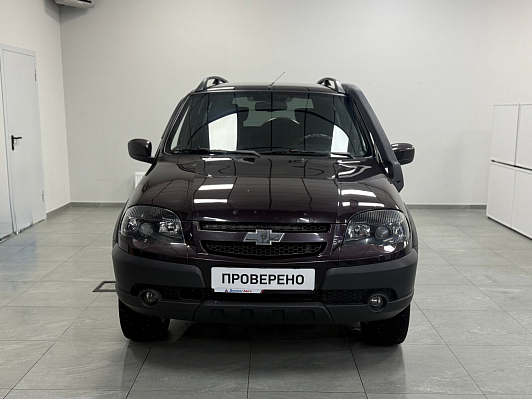 Chevrolet Niva LE+, 2017 года, пробег 156000 км