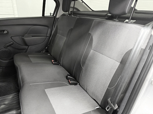 Renault Logan Stepway Life, 2020 года, пробег 99000 км