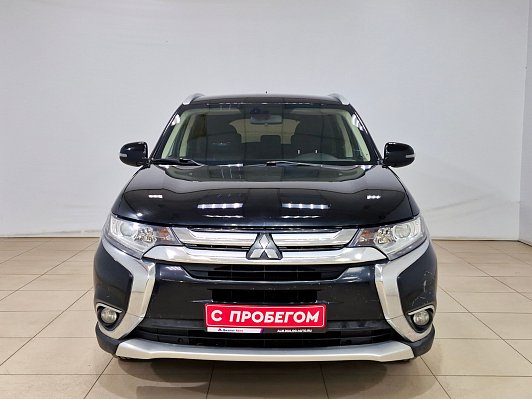 Mitsubishi Outlander Intense, 2016 года, пробег 294901 км