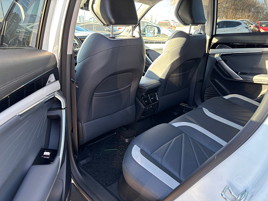 Geely Atlas Flagship Sport, 2024 года, пробег 46298 км