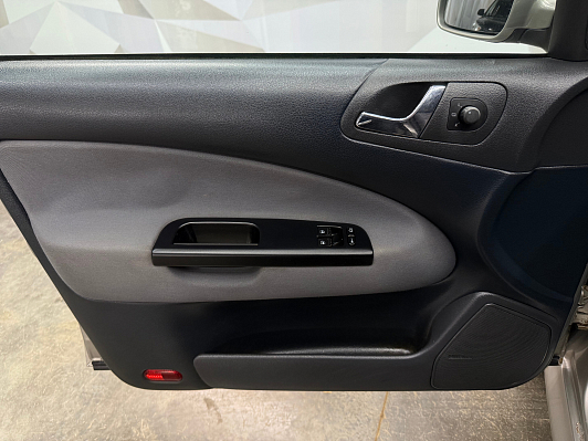 Skoda Octavia, 2007 года, пробег 233661 км