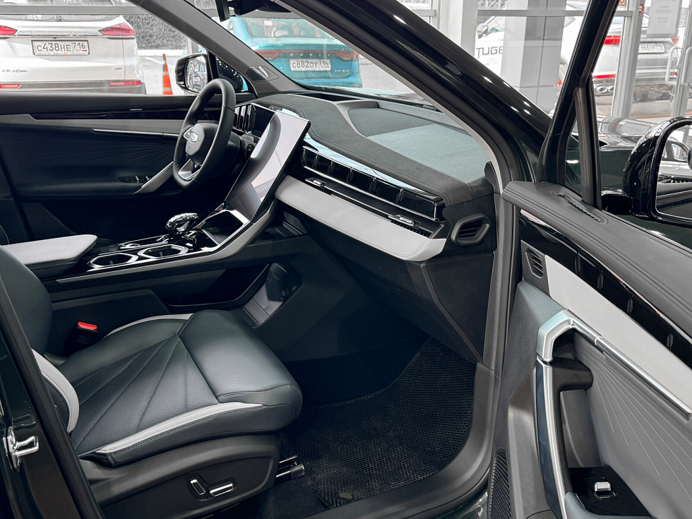 Geely Atlas Флагман, зеленый
