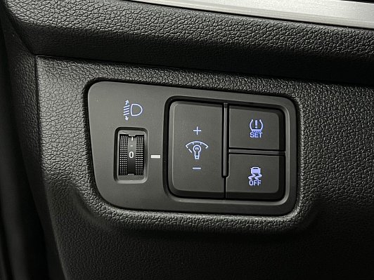 Hyundai Solaris Active, 2018 года, пробег 108000 км