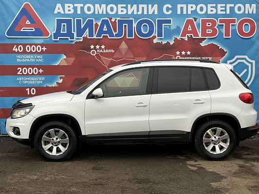 Volkswagen Tiguan Avenue, 2013 года, пробег 272000 км