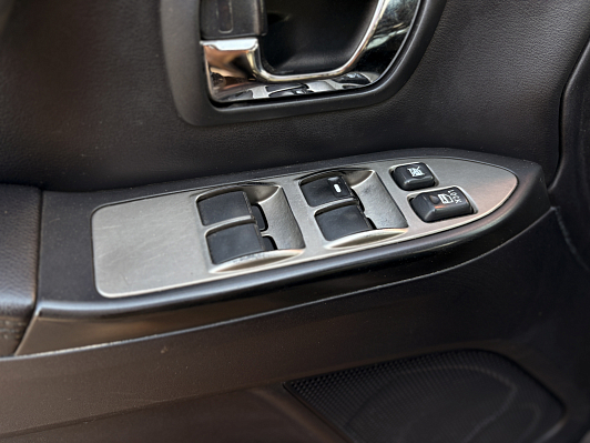 Mitsubishi Pajero Ultimate, 2011 года, пробег 269000 км