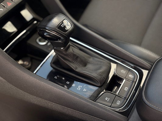 Skoda Karoq, 2020 года, пробег 92820 км