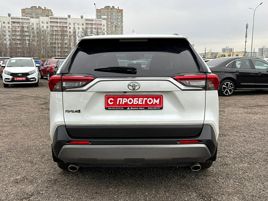 Toyota RAV4 Комфорт, 2021 года, пробег 85699 км