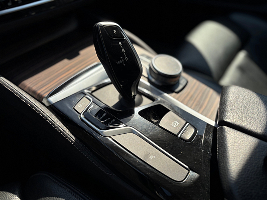 BMW 5 серии, 2019 года, пробег 148957 км