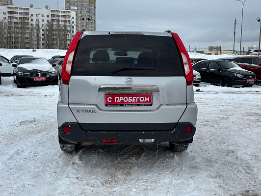 Nissan X-Trail SE High, 2011 года, пробег 302671 км