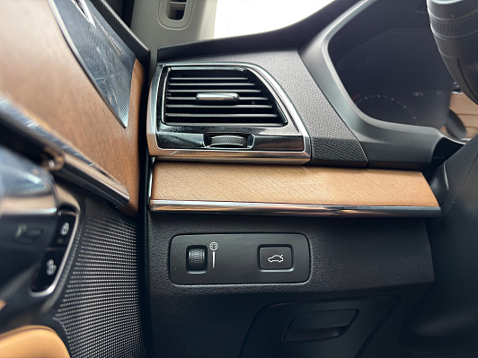 Volvo XC90 Inscription, 2015 года, пробег 97207 км