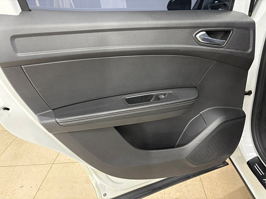 Renault Arkana Style, 2021 года, пробег 75639 км