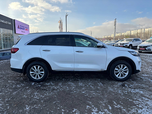 Kia Sorento Luxe, 2018 года, пробег 99342 км