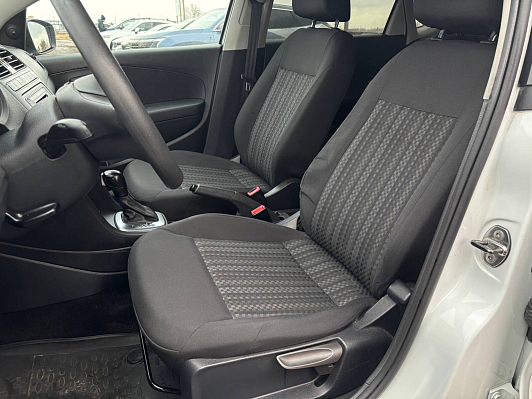 Volkswagen Polo Comfortline, 2020 года, пробег 122169 км