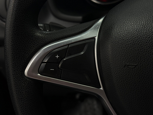 Renault Sandero Stepway Life, 2019 года, пробег 95065 км