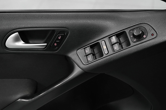 Volkswagen Tiguan CLUB, 2014 года, пробег 220000 км