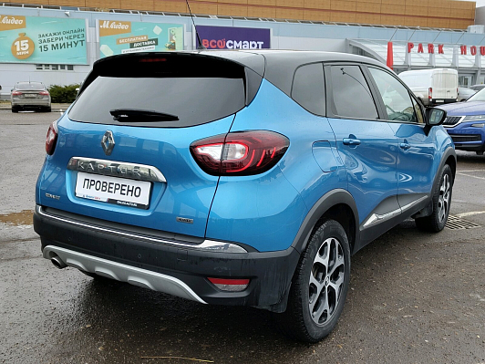 Renault Kaptur Play, 2017 года, пробег 90000 км