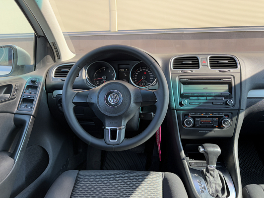 Volkswagen Golf Trendline, 2010 года, пробег 209855 км