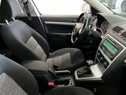 Skoda Octavia Ambition, 2011 года, пробег 145500 км