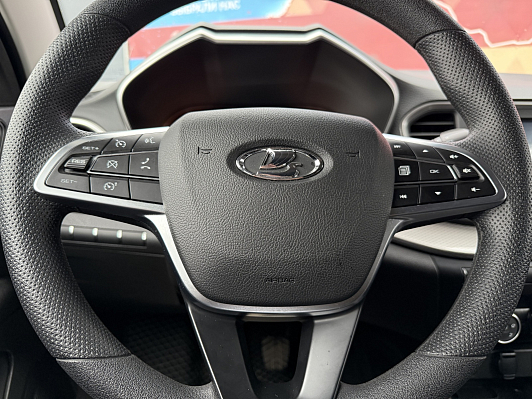 Lada (ВАЗ) Vesta, 2023 года, пробег 55000 км