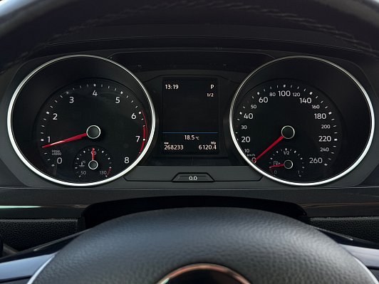 Volkswagen Tiguan CONNECT, 2017 года, пробег 268250 км