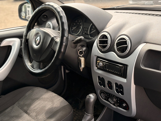 Renault Logan Expression, 2014 года, пробег 170932 км