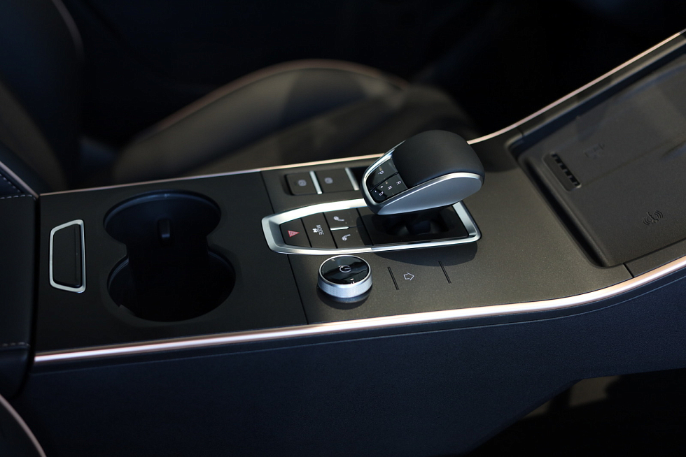 Omoda C5 Active, синий